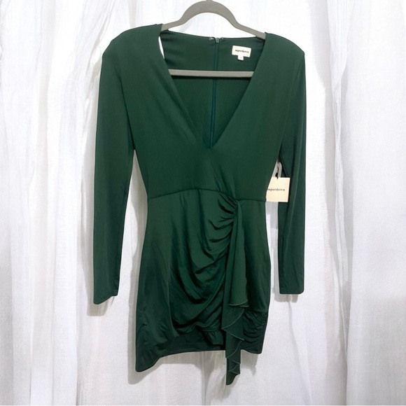 Superdown Revolve Martyna Deep V Padded Shoulder Ruched Green Mini Dress NWT Sm - Picture 3 of 4